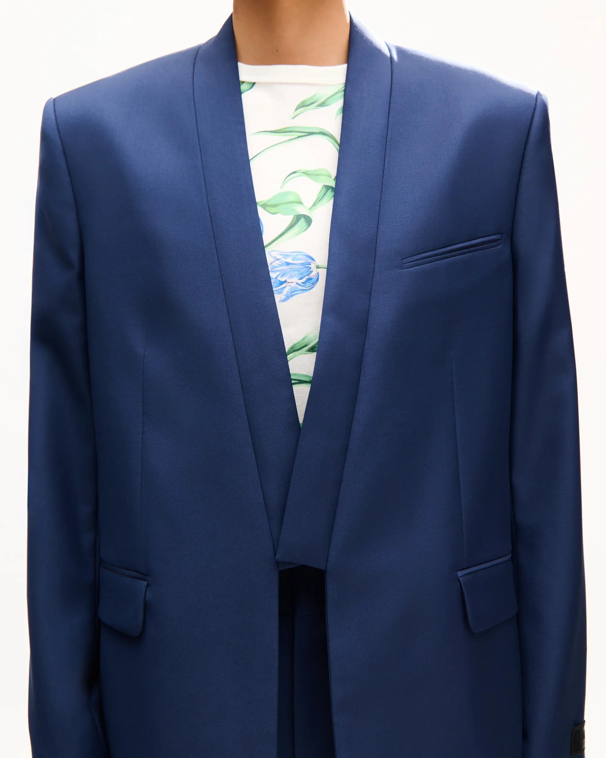 Veste de costume kimono a simple boutonnage en laine vierge