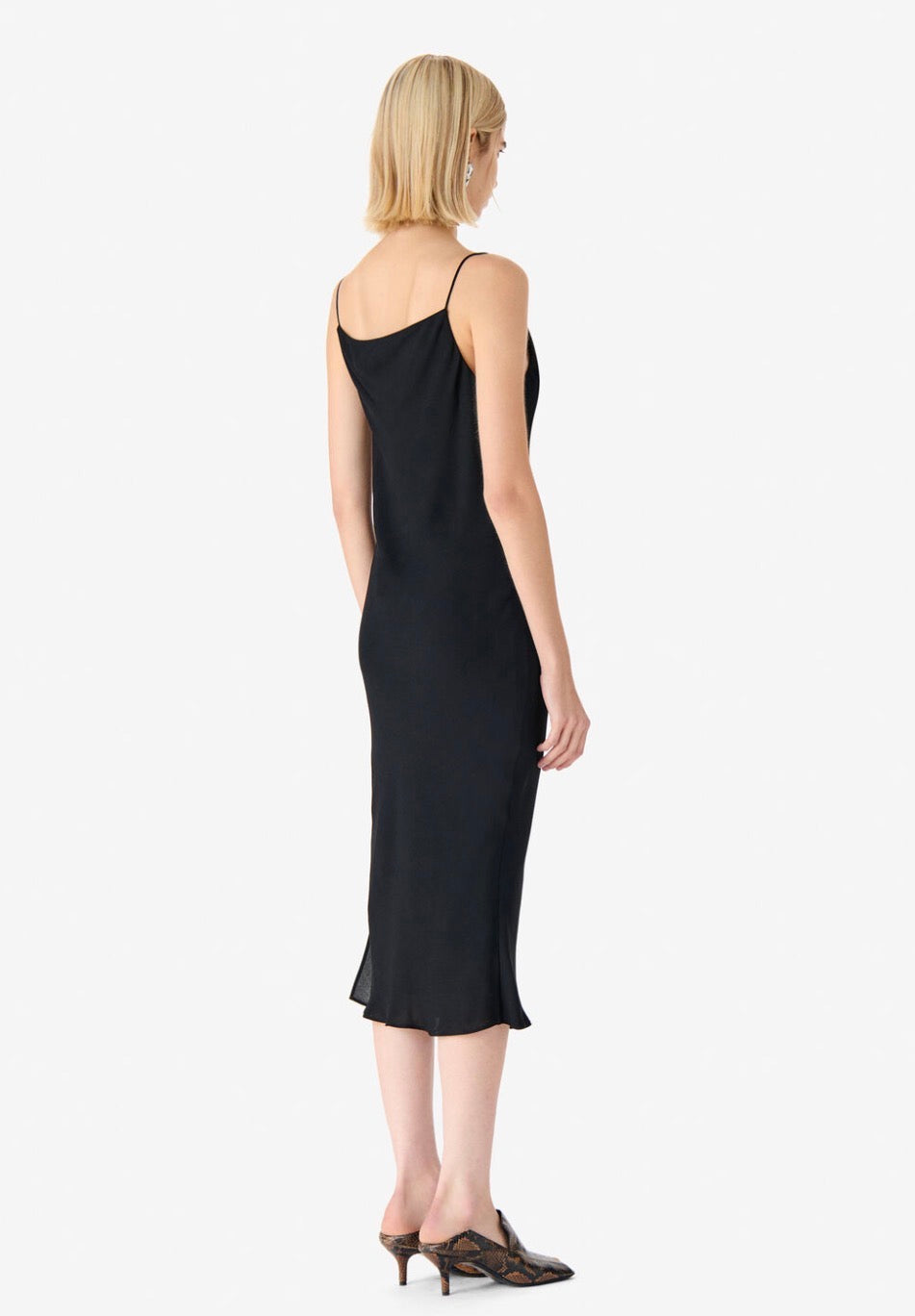 Robe longue à col bénitier noire Opalia