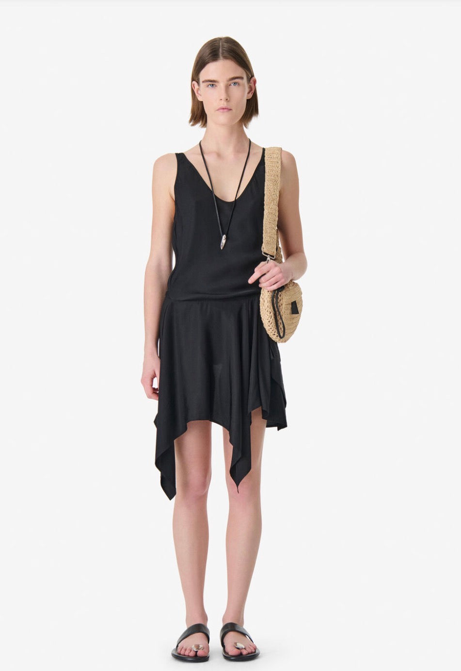 Robe asymétrique noire Olyss