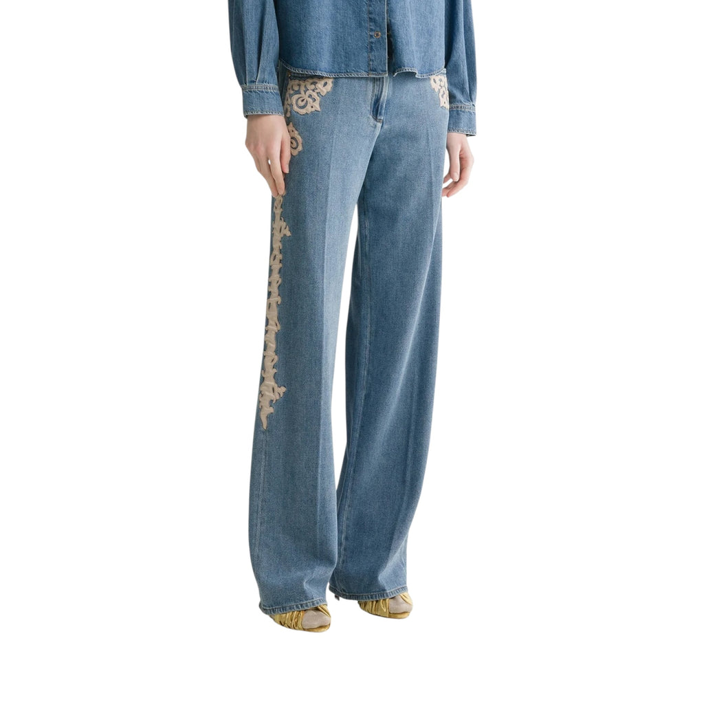 5 poches taille haute brodé en denim cavalry celeste