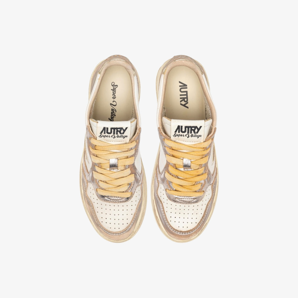 Baskets Medalist low en cuir et daim blanc et argent